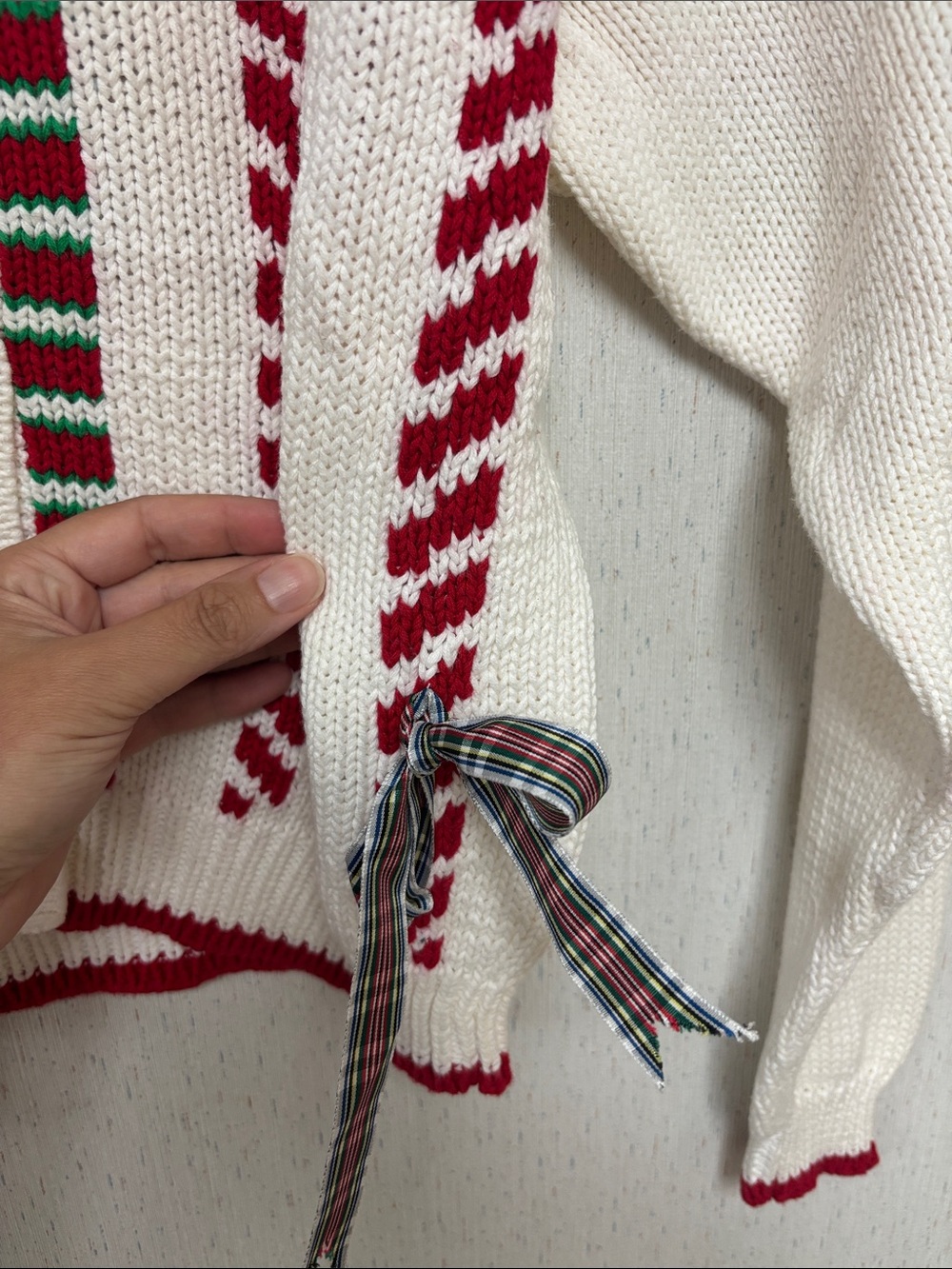 VNTG// Eagles eye candy cane cardigan - Picture 4 of 4